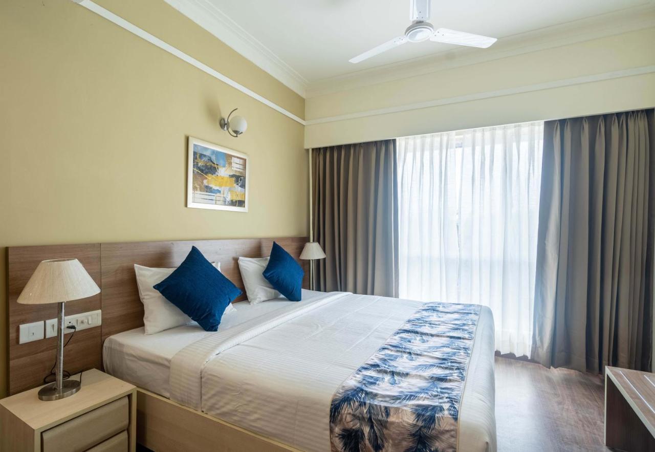 Starlit Suites Newtown Kalkutta Exterior foto