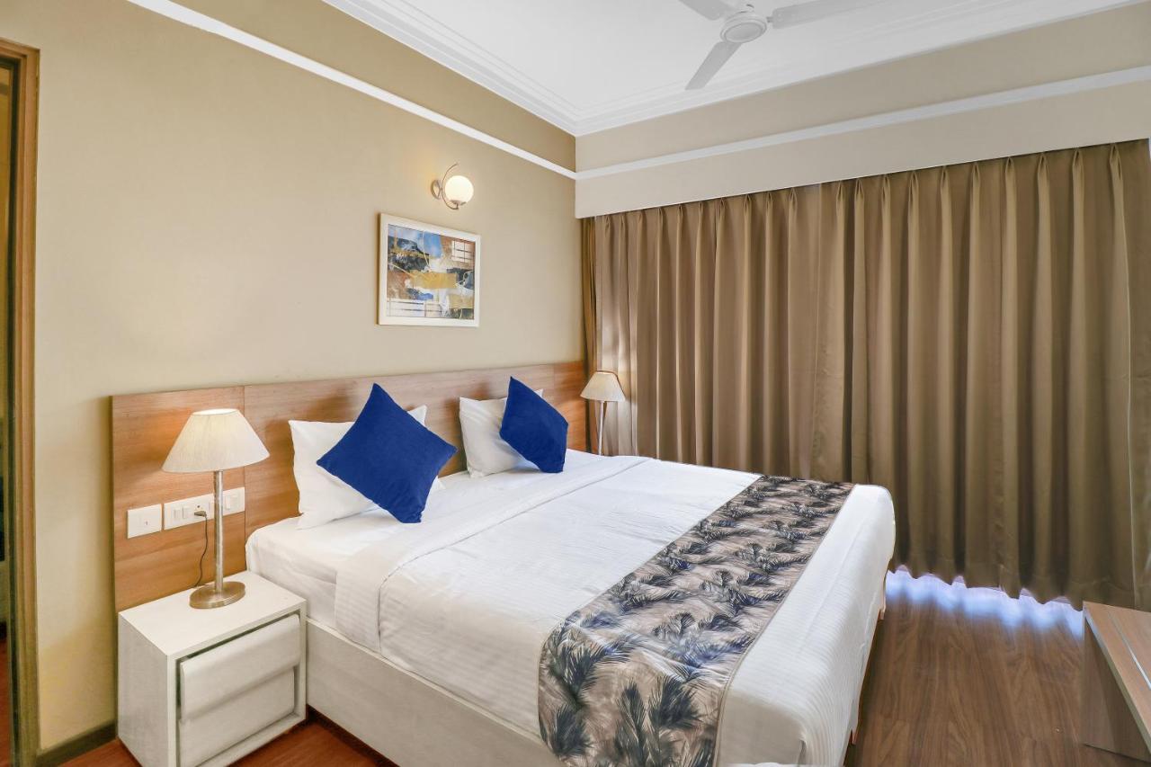 Starlit Suites Newtown Kalkutta Exterior foto